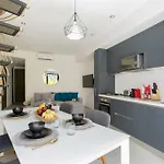 Sunsetviewph+privpool+near Beach&town+rooftop+50mb Apartamento