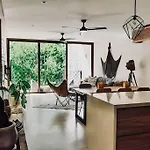 Apartment Jungle Lounge Barefoot Luxury 3br Two Level Penthouse With Pool In Luum Zama *