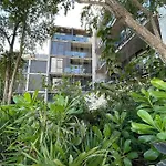 Iik: Stylish Retreat In Tulum's Heart Apartment