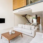 Villa Mistiq *