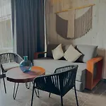 Luxury Studio-Private Individual Pool-Iik C409 By Sandy Powerful