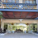 Palais - Functional Luxury Apartment *