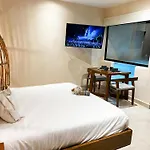 Boho Estudio, Piscina Y Terraza Privada