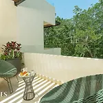 2 Rec. | Roof C/infinity Pool + Jacuzzi | Amplio Apartment Tulum