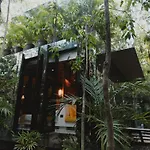 Invisible Loft Experience