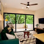 1 Rec. | Vista A La Jungla + Piscina Infinita + Amenidades Lx