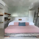 Tuup Hotel