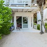 Tuup Hotel