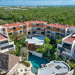 Apartment & Departamentos Adora