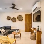 3Br Panoramic Ph W Sunset, Terrace, Private Pool