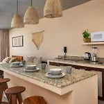 Apartamento Modern W Balcony & Pool La Veleta, - - A207