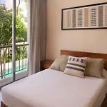 Apartamento Modern W Balcony & Pool La Veleta, - - A207
