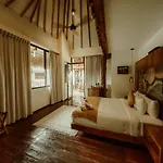 Casa Teka - Boutique & Cenote Hotel Tulum