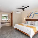 At Treetops Apartamento *