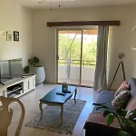 Apartamento Spacious Penthouse With Private Rooftop In Gated Community