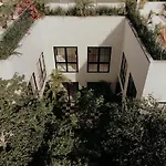 Private Villa In Aldea Zama