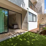 Downtown Penthouse With Private Pool, Rooftop Pool And Gym, Short Distance From Beaches, Restaurants & Nightlife