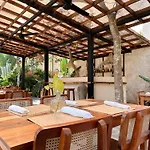 2 Private Pools & Bbq *