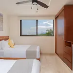 Paramar Beautiful 3 Bdr Ph Pvt Pool And Terrace