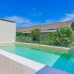 Chen Luum Penthouse 301
