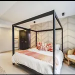 Majestic The Ultimate Luxury Oasis With Pool Apartamento