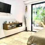 012 Modern Luxurious Wifi 100 Mb Apartamento