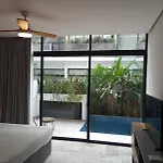 Apartamento Exclusivo Con Piscina Privada