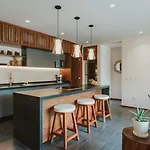 Apartment Divine 3br Ph Private Jacuzzi, Pools, Spa, Yoga *