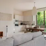 Amelia Apartamento