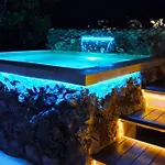 Villa Vacation Private Rooftop Pool Walk 2 Town