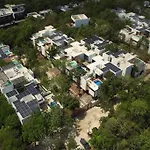 Villa Vacation Private Rooftop Pool Walk 2 Town *