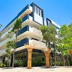 Lux 2 Bd Suite With Swim Up Pool, Gym In Aldea Zama