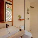 Muunek By Land Boutique Apartahotel