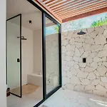 Muunek By Land Boutique Apartahotel 4*