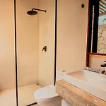 Muunek By Land Boutique