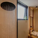 Muunek By Land Boutique Apartahotel