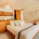 Muunek By Land Boutique Apartahotel 4*