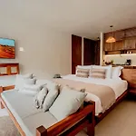Muunek By Land Boutique 4*