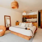 Muunek By Land Boutique