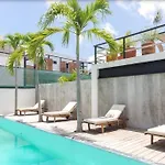 Luxury Penthouse 300M2 With Private Terrace & Pool