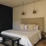 Elegant Villa Stay Gated Place Full Concierge