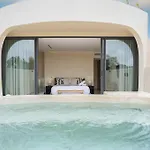 Mistiq Villa