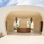 Villa Mistiq
