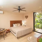Ophelia Experience Apartment Tulum