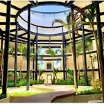 Panoramic Luxury& Spacious Suite