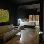 Hotel Boutique & Beach Club