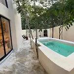 Apartahotel Talulah Living 4*