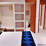 Makan Brand New 2-Bedroom Apt With Patio And Pool