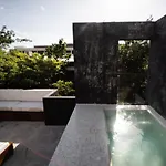 Spacious Luxury Villa, 3 Private Pools + Rooftop * Tulum