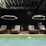 Spacious Luxury Villa, 3 Private Pools + Rooftop Villa Tulum